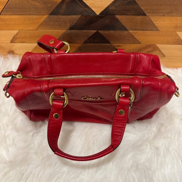 Amazing condition Coach Ashley Leather Satchel Red Bag - Picture 8 of 8